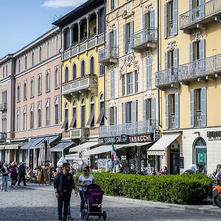 Modern * Como